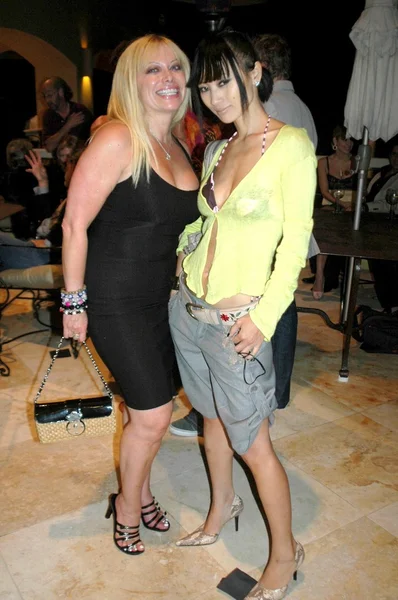 Gloria Kisel e Bai Ling — Foto Stock