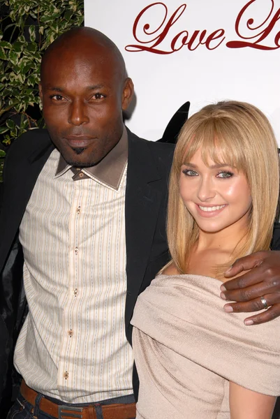 Jimmy Jean-Louis and Hayden Panettiere at a Benefit for The Whaleman Foundation, Beso, Hollywood, CA. 11-15-09 — Stock Photo, Image