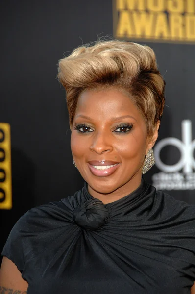 Mary J. Blige at the 2009 American Music Awards Arrivals, Nokia Theater, Los Angeles, CA. 11-22-09 — Stock Photo, Image