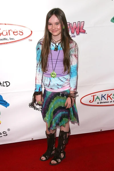 Madeline Carroll — Stockfoto