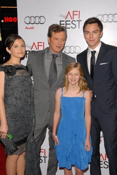 Ginnifer Goodwin, Colin Firth, Ryan Simpkins e Nicholas Hoult — Foto Stock