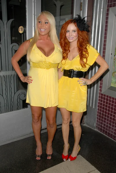 Mary Carey and Phoebe Price at the Los Angeles Charity Benefit Premiere of 'Bad Cop'. Fairfax Cinemas, West Hollywood, CA. 07-09-09 — Stok fotoğraf
