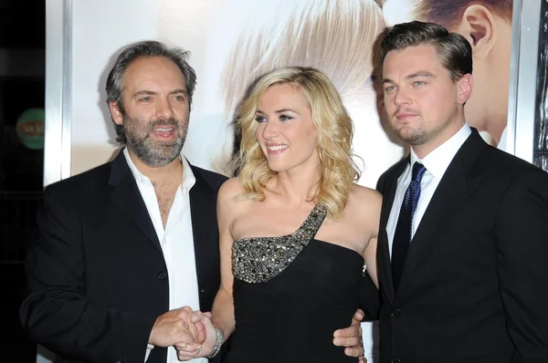 Sam Mendes with Kate Winslet and Leonardo DiCaprio — Stock Photo, Image