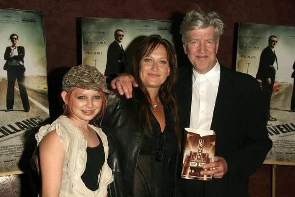 Sydney Lynch with Jennifer Chambers Lynch and David Lynch — Stock Photo, Image
