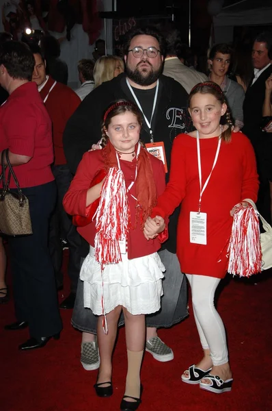 Kevin Smith and family at the Los Angeles Premiere of High School Musical 3 Senior Year. USC, Los Angeles, CA. 10-16-08 — Stock Photo, Image
