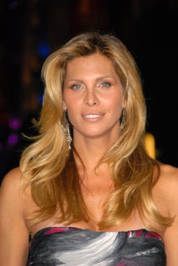 candis cayne 2012 listesi galasında