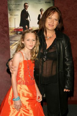 Ryan simpkins ve bill pullman