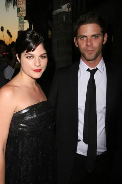 Selma Blair and Mikey Day — Stock Photo, Image
