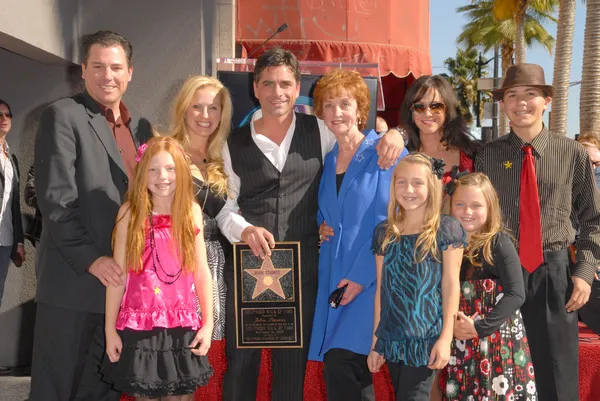 John Stamos and family — Stock Photo, Image