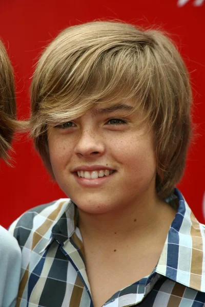 Dylan Sprouse à l'événement "Power Of Youth" au profit de St. Jude. L.A. Live, Los Xole, CA. 10-04-08 — Photo