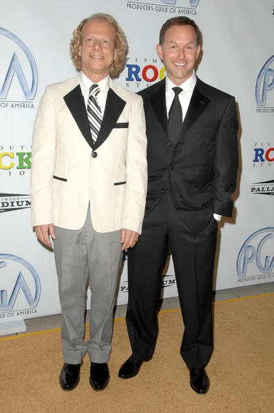 Брюс Коэн и Дэн Джинкс на 20-й ежегодной премии Гильдии продюсеров. Голливудский Палладиум, Голливуд, Калифорния. 01-24-09 — стоковое фото