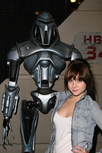 Alessandra Torresani at Battlestar Galactica Auction Preview Day and Actor Panel. Pasadena Convention Center, Pasadena, CA. 05-07-09 — Stock Photo, Image