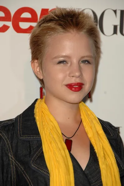 Sofia Vassilieva — Photo