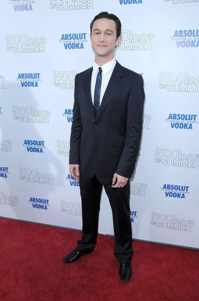 Joseph Gordon-Levitt at the Los Angeles Premiere of '500 days of Summer'. Egyptian Theatre, Hollywood, CA. 06-24-09 — 图库照片