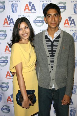 Freida pinto ve dev patel