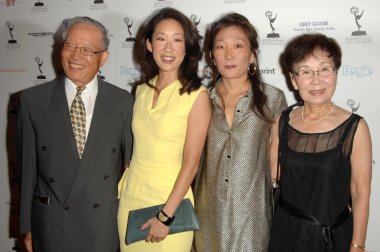 Sandra oh ve aile