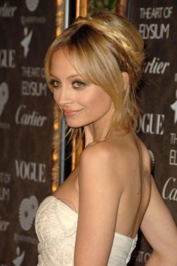 Nicole Richie