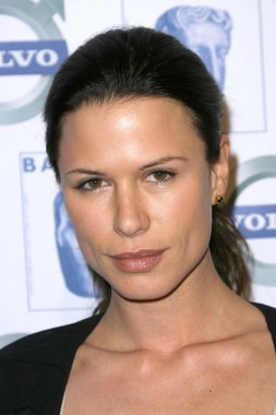 Rhona mitra