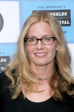 'Bu get loud' nın los angeles galasında Elisabeth shue. Mannlar festival tiyatro, westwood, ca. 06-19-09