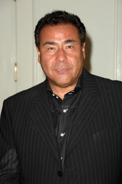 John Quinones