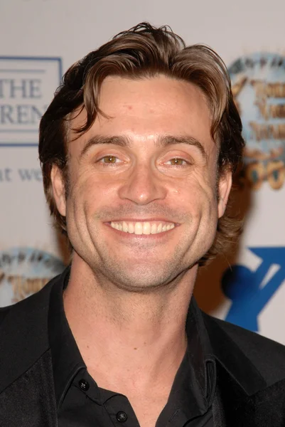 Daniel Goddard at the 2009 World Magic Awards benefitting Feed The Children. Barker Hanger, Santa Monica, CA. 10-10-09 — Stock Photo, Image