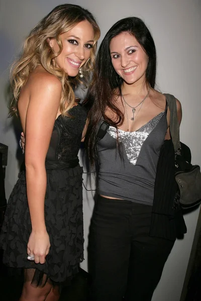 Haylie Duff e Jenn Laskey — Foto Stock