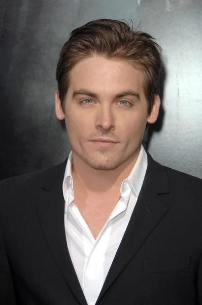 Kevin Zegers at the Los Angeles Premiere of 'Friday the 13th'. Grauman's Chinese Theatre, Hollywood, CA. 02-09-09 — Stock Photo, Image