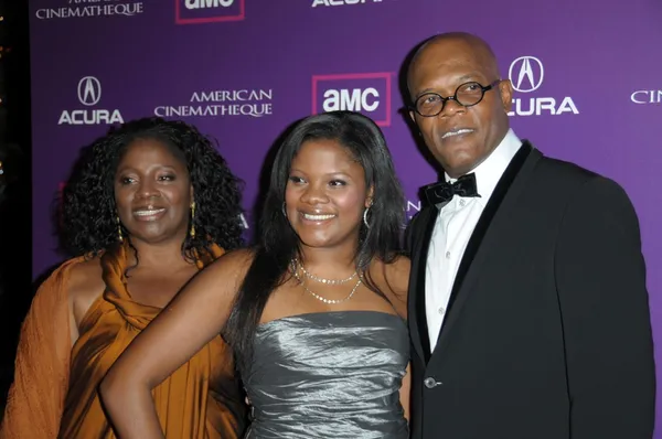 Latanya richardson med samuel l. jackson och dotter — Stockfoto