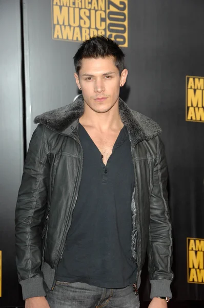 Alex meraz vid 2009 american music awards ankomster, nokia theater, los angeles, ca. 11-22-09 — Stockfoto