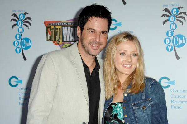 Jonathan silverman und jennifer finnigan — Stockfoto