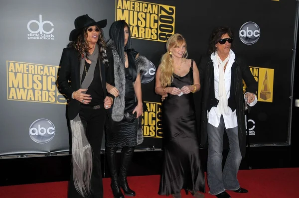 Aerosmith på 2008 amerikanska musica awards. Nokia theatre, los angeles, ca. 11-23-08 — Stockfoto
