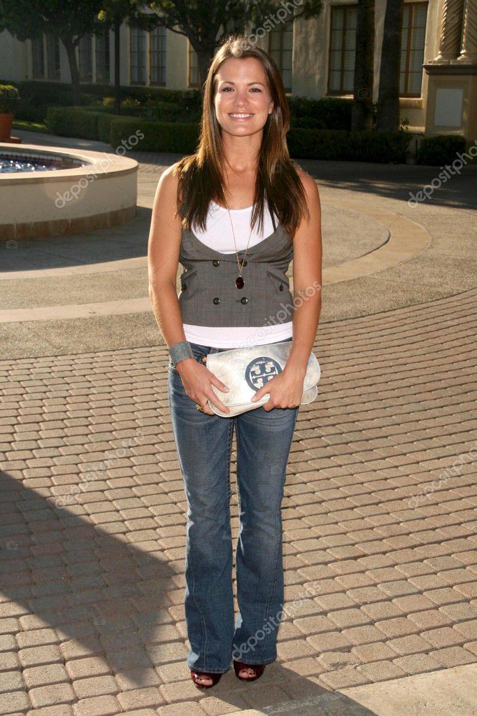 Melissa Claire Egan – Stock Editorial Photo © s_bukley #15196619