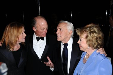 Amy Madigan, Ed Harris, Anne Douglas, Kirk Douglas
