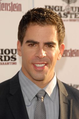 Eli Roth at the Los Angeles Premiere of 'Inglourious Basterds'. Grauman's Chinese Theatre, Hollywood, CA. 08-10-09