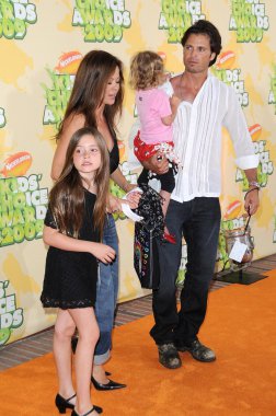 Brooke burke david charvet ve aile ile