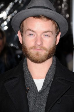 Christopher Masterson