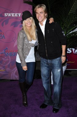 Julianne hough ve derek hough