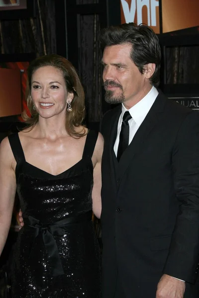 Diane Lane and Josh Brolin — Stock Photo, Image