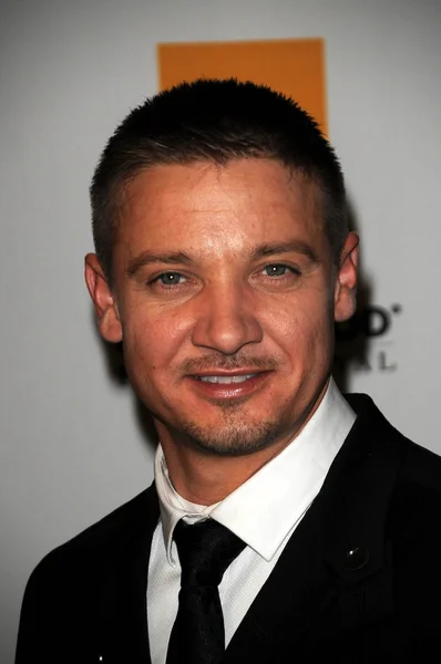 Jeremy Renner no 13th Annual Hollywood Awards Gala. Hotel Beverly Hills, Beverly Hills, CA. 10-26-09 — Fotografia de Stock