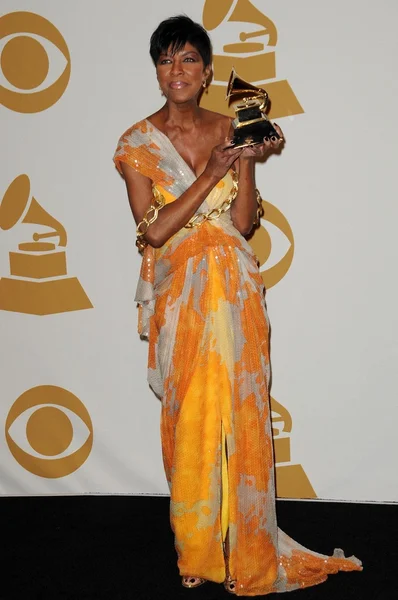 Natalie Cole 51 yıllık Grammy Ödülleri'nde basın odasında. Staples Center, Los Angeles, Ca. 02-08-09 — Stok fotoğraf