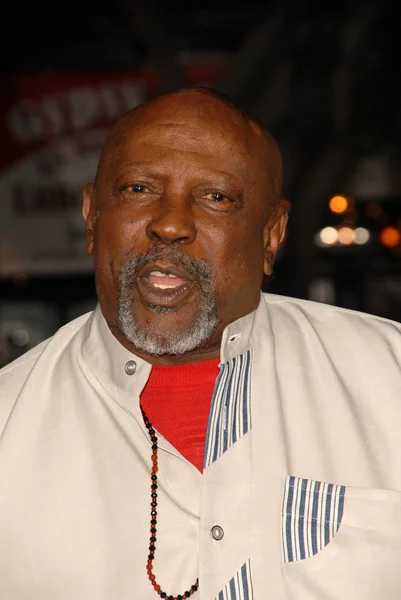 Louis Gossett Jr. in de "Nine" Los Angeles Premiere, Mann Village Theater, Westwood, ca. 12-09-09 — Stockfoto