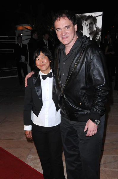 Cindy Mah and Quentin Tarantino at the 4th Annual Kirk Douglas Awards for Excellence in Film Awards. Biltmore Four Seasons, Santa Barbara, CA. 10-22-09 — 图库照片