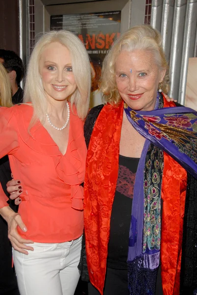 Donna spangler i sally kirkland — Zdjęcie stockowe