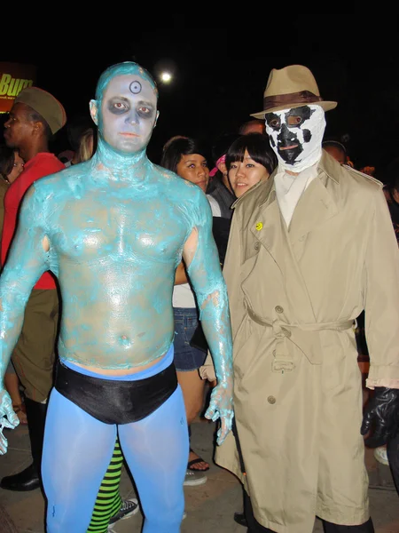 Halloween Party-goers — Stock Photo, Image