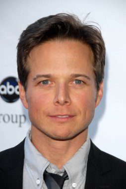 Scott Wolf