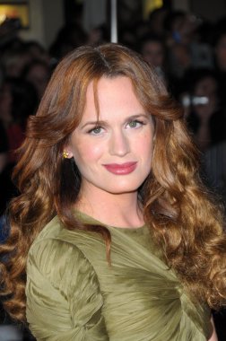 Elizabeth Reaser