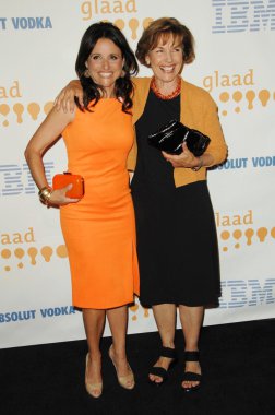 Julia louis-dreyfus ve 20 yıllık glaad Medya Ödülleri annesine. Nokia theatre, los angeles, ca. 04-18-09