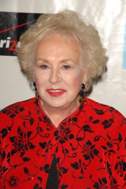 Doris Roberts