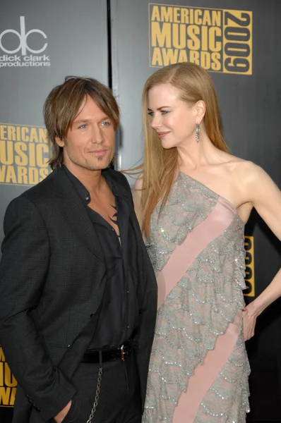Keith Urban and Nicole Kidman at the 2009 American Music Awards Arrivals, Nokia Theater, Los Angeles, CA. 11-22-09 — Stock Photo, Image