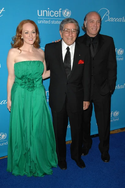 Tony Bennett, son Danny and daughter Antonia — Stock Photo, Image